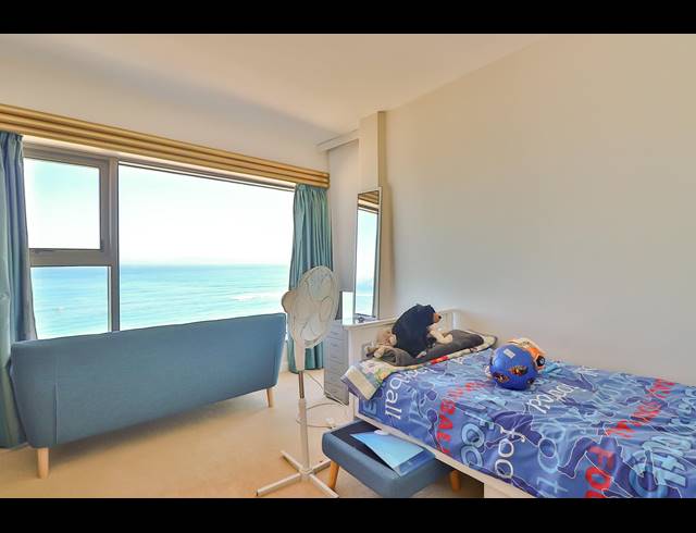 4 BEDROOM APARTMENT FOR SALE IN STRAND NORTH